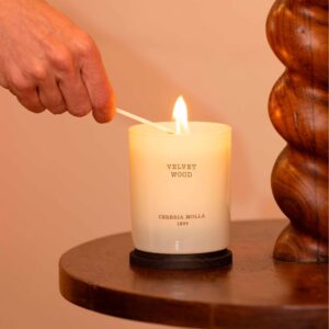 Vela Velvet Wood 230gr