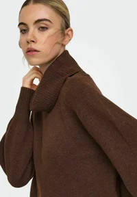  Jersey de Punto Cuello Alto ONLOLIVIA – Marrón Chocolate